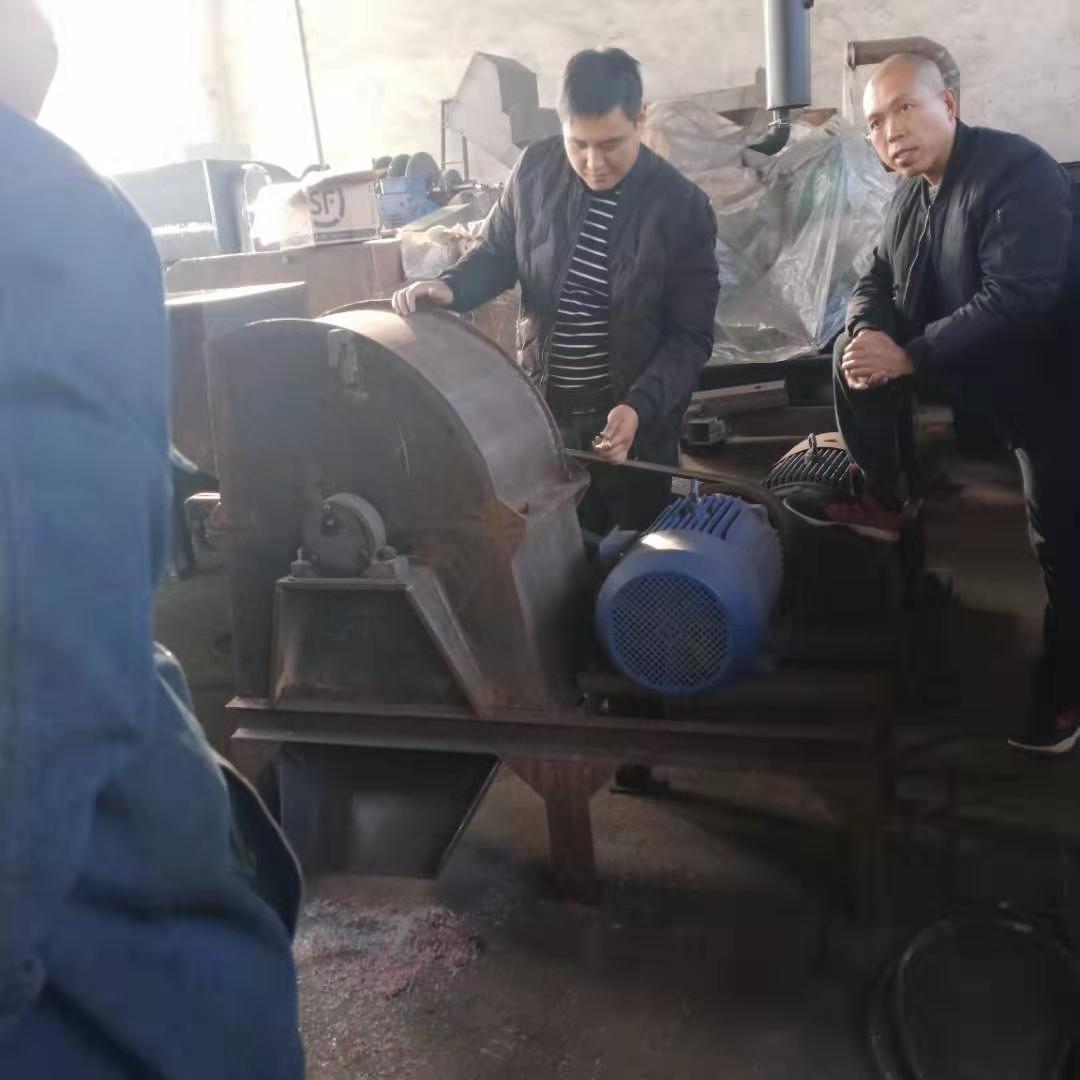 圣美500型多功能木材粉碎機(jī)